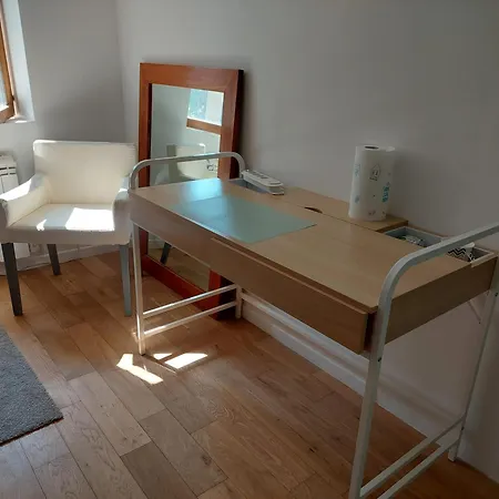Maison Au Calme Avec Jardin Exotique Pour 7 Personnes Guest house Thorigne-sur-Due