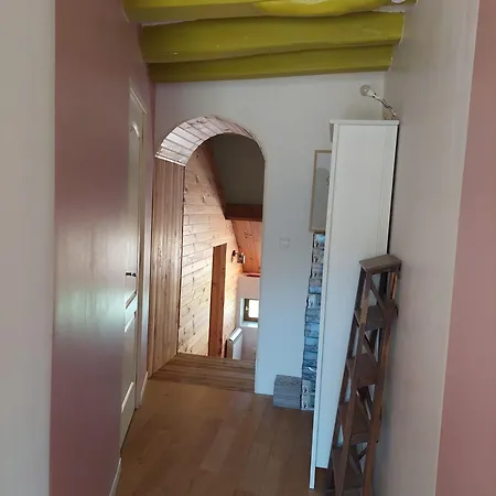 Maison Au Calme Avec Jardin Exotique Pour 7 Personnes Guest house Thorigne-sur-Due